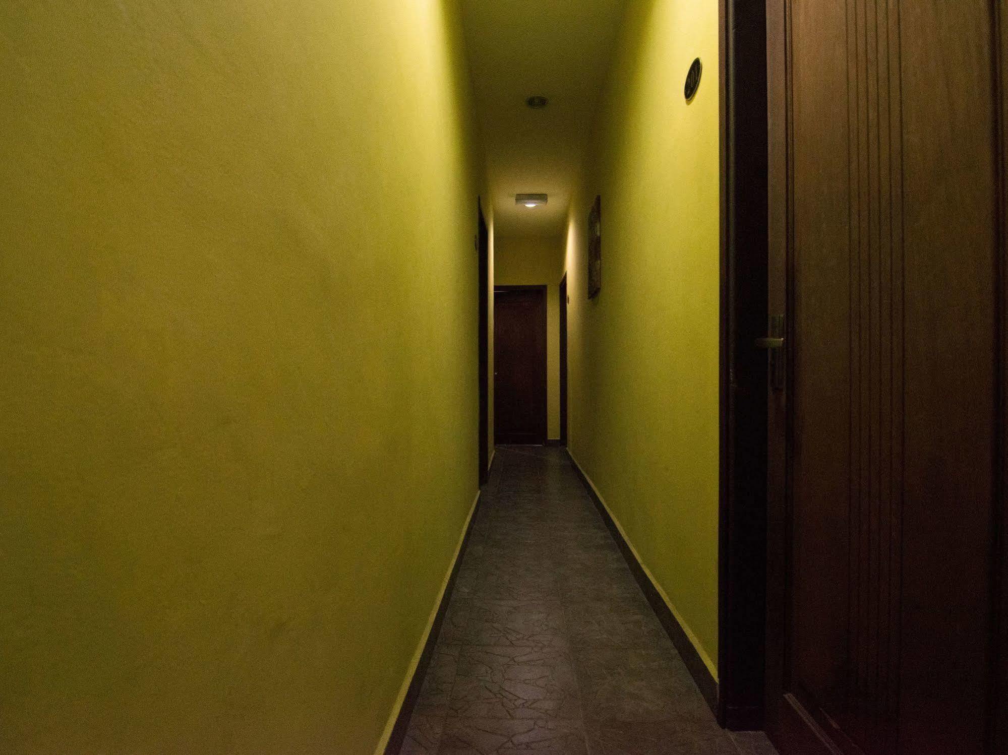 Oyo 109 V'La Park Hotel كوالالمبور المظهر الخارجي الصورة